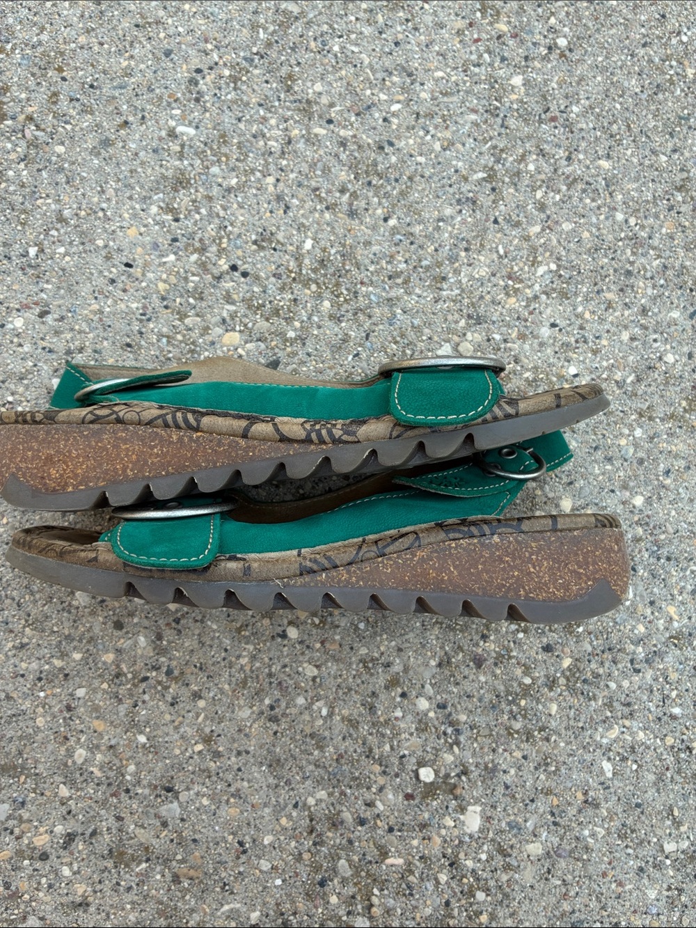 Fly London Woman’s Tram Leather Sandals - Picture 5 of 14
